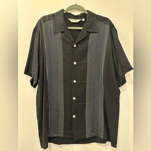 DaVinci button down short sleeve shirt
